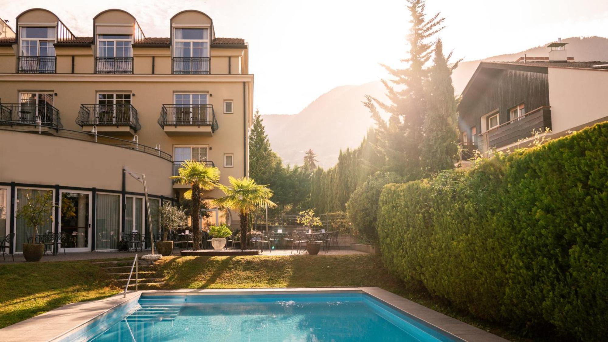 Hotel Villa Laurus Мерано Екстер'єр фото