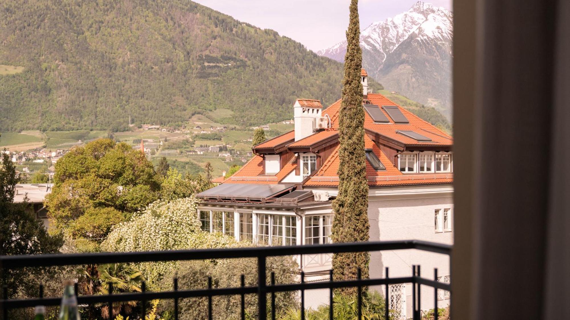 Hotel Villa Laurus Мерано Екстер'єр фото