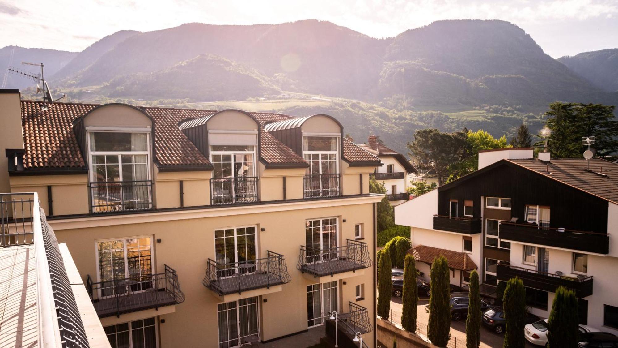 Hotel Villa Laurus Мерано Екстер'єр фото